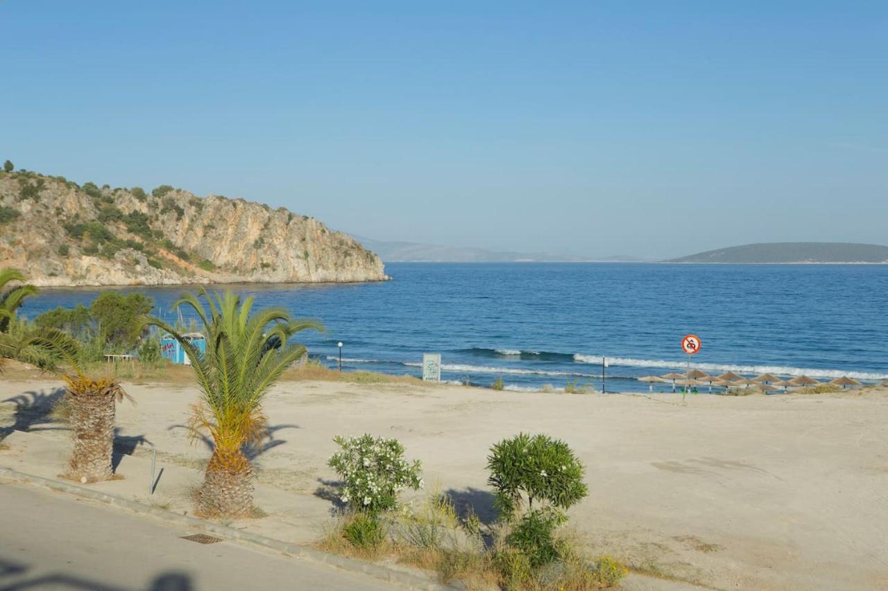 Mediterranean Sandy Beach Apartment Tolón Buitenkant foto